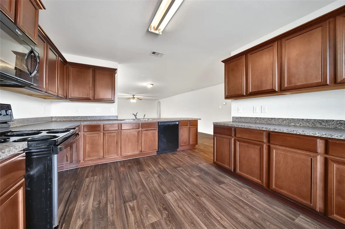 Photo of 2524 Watersail Drive