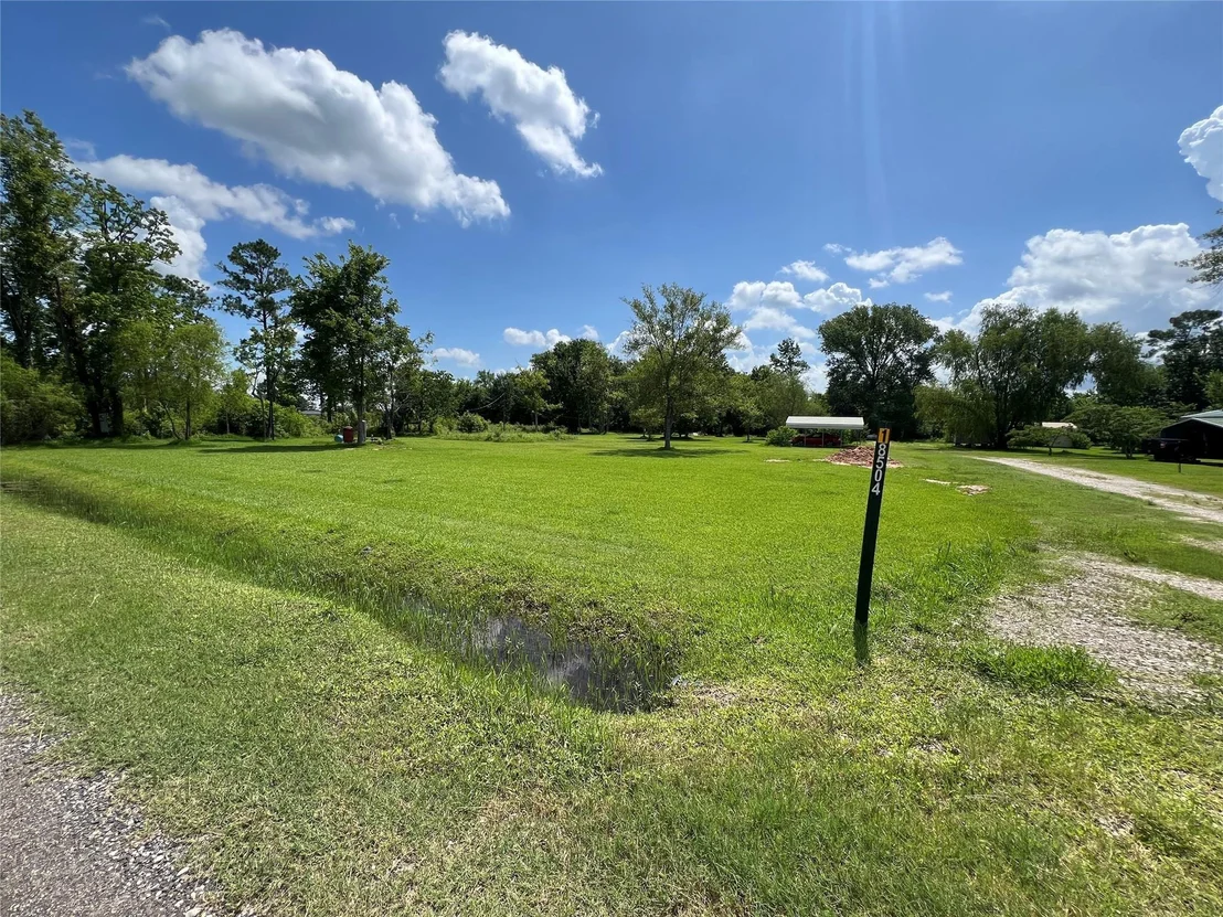 Photo of 18504 Noyce Road