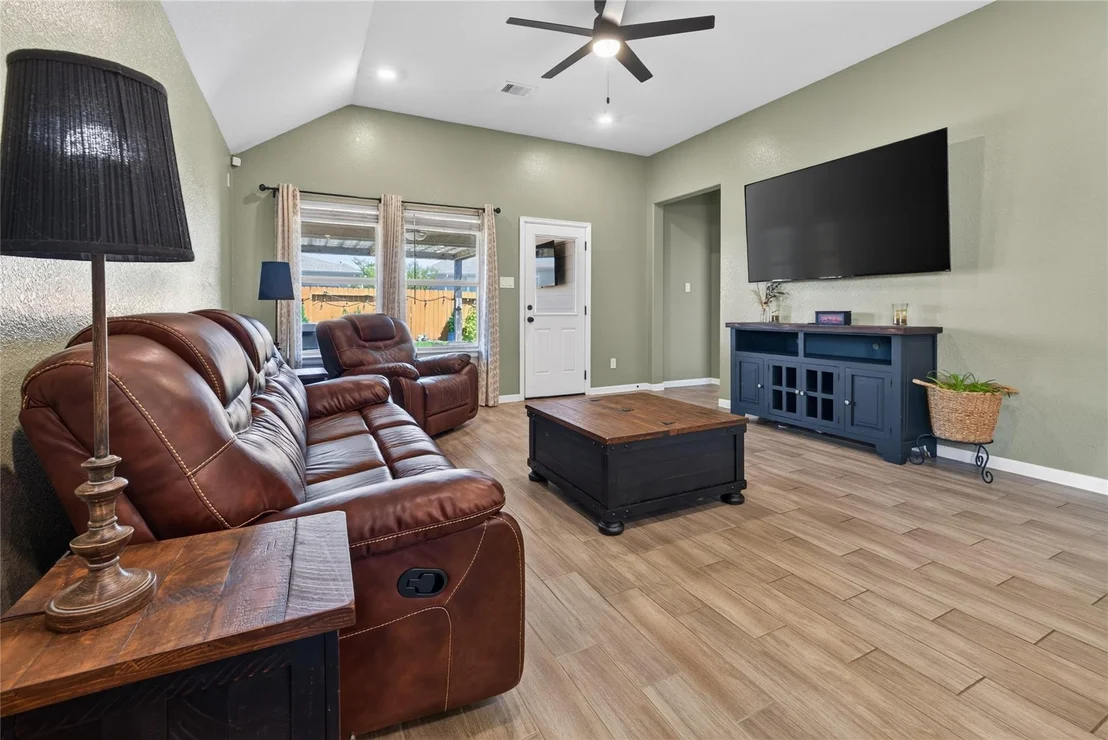 Photo of 25526 Rancho Espirito Lane