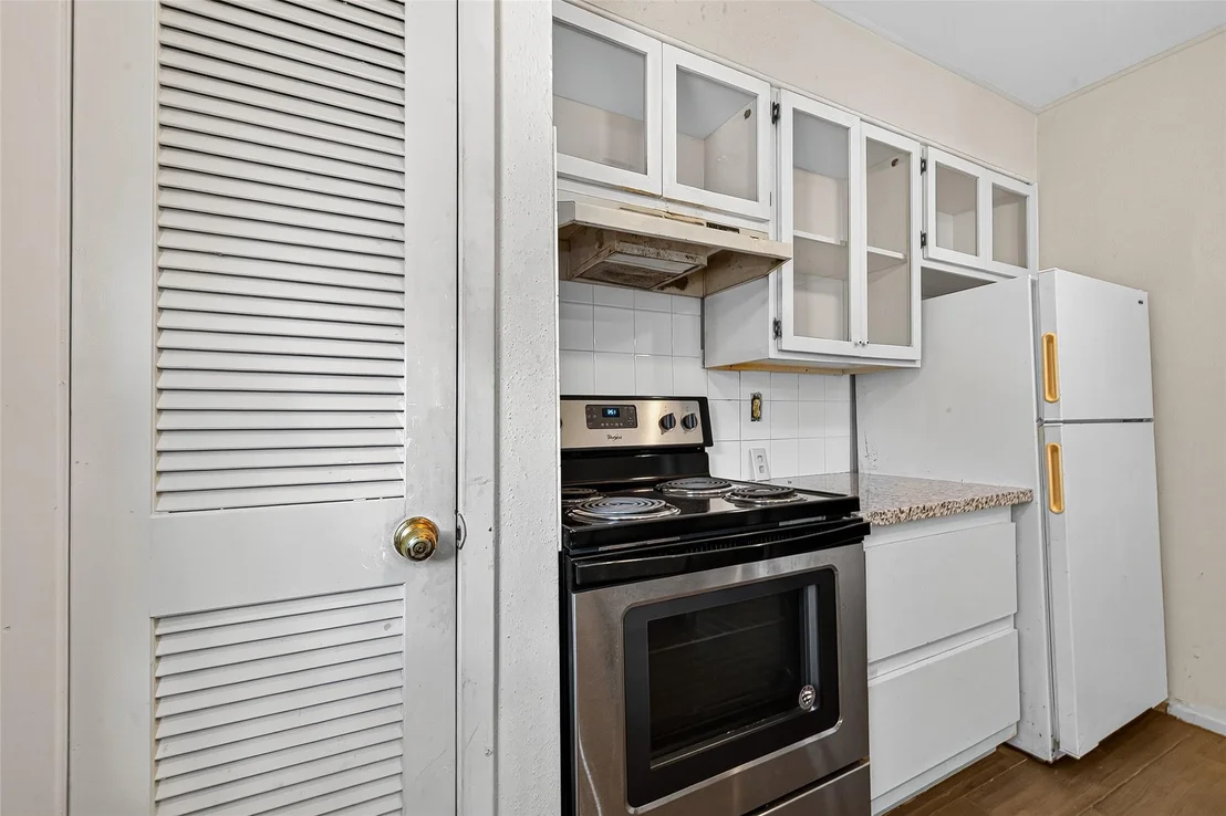 Photo of Unit B3 at 9901 Sharpcrest Street