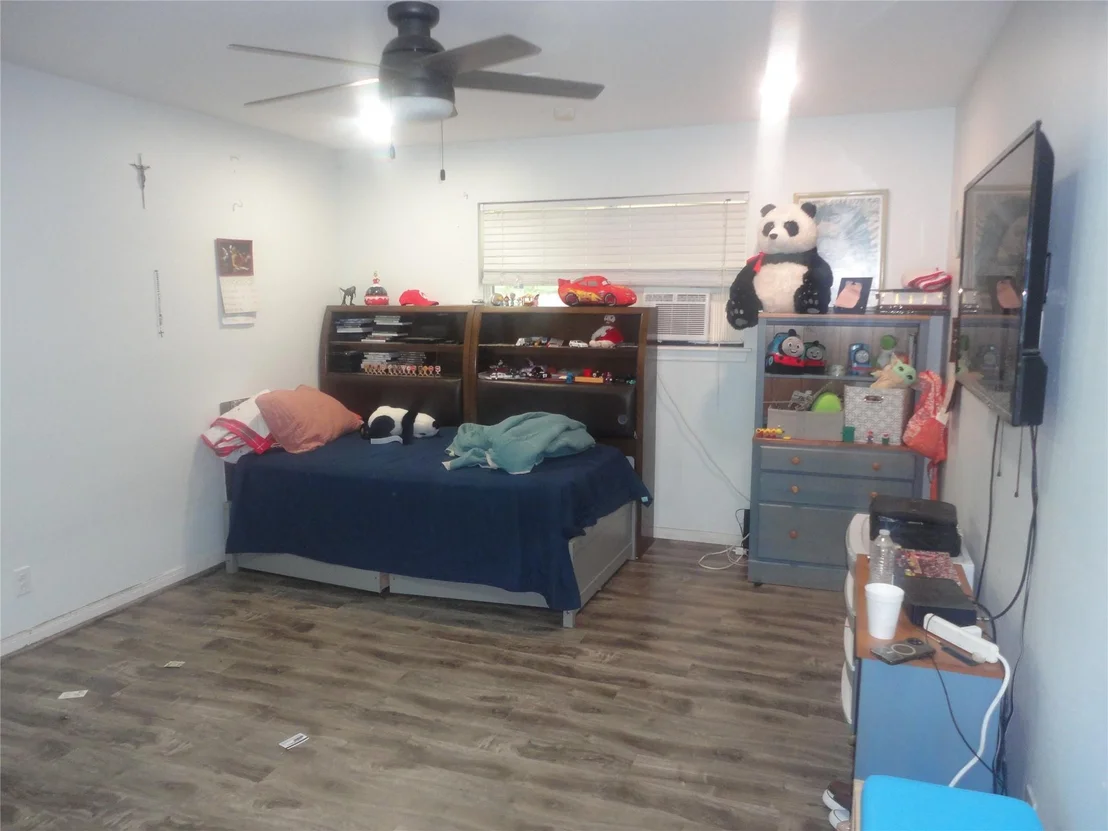Photo of 3302 Knoll Street