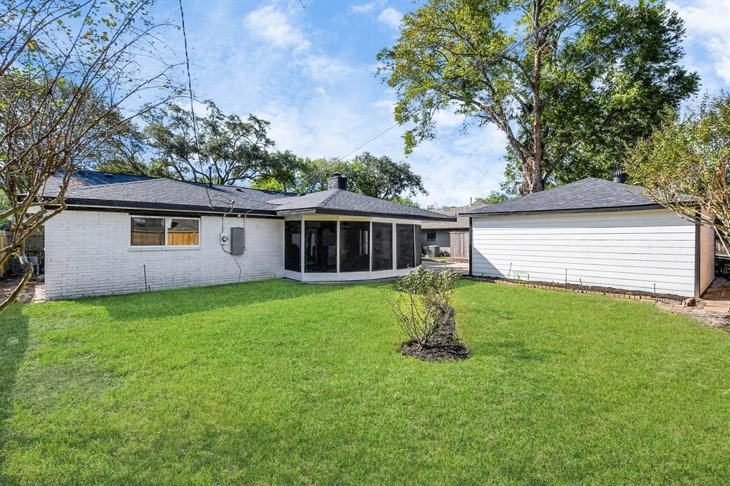Photo of 5434 Dumfries Drive