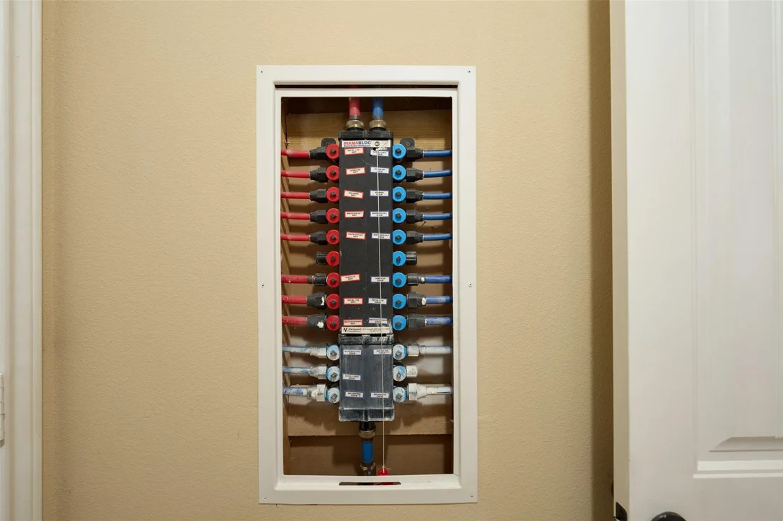 Photo of 115 Moonspinner