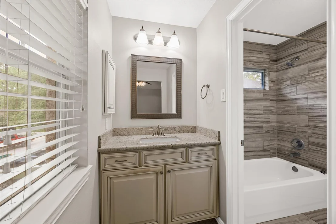 Photo of 6 Villa Canyon Place