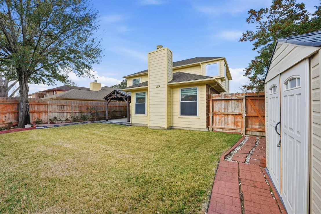 Photo of 12207 Meadow Crest Drive