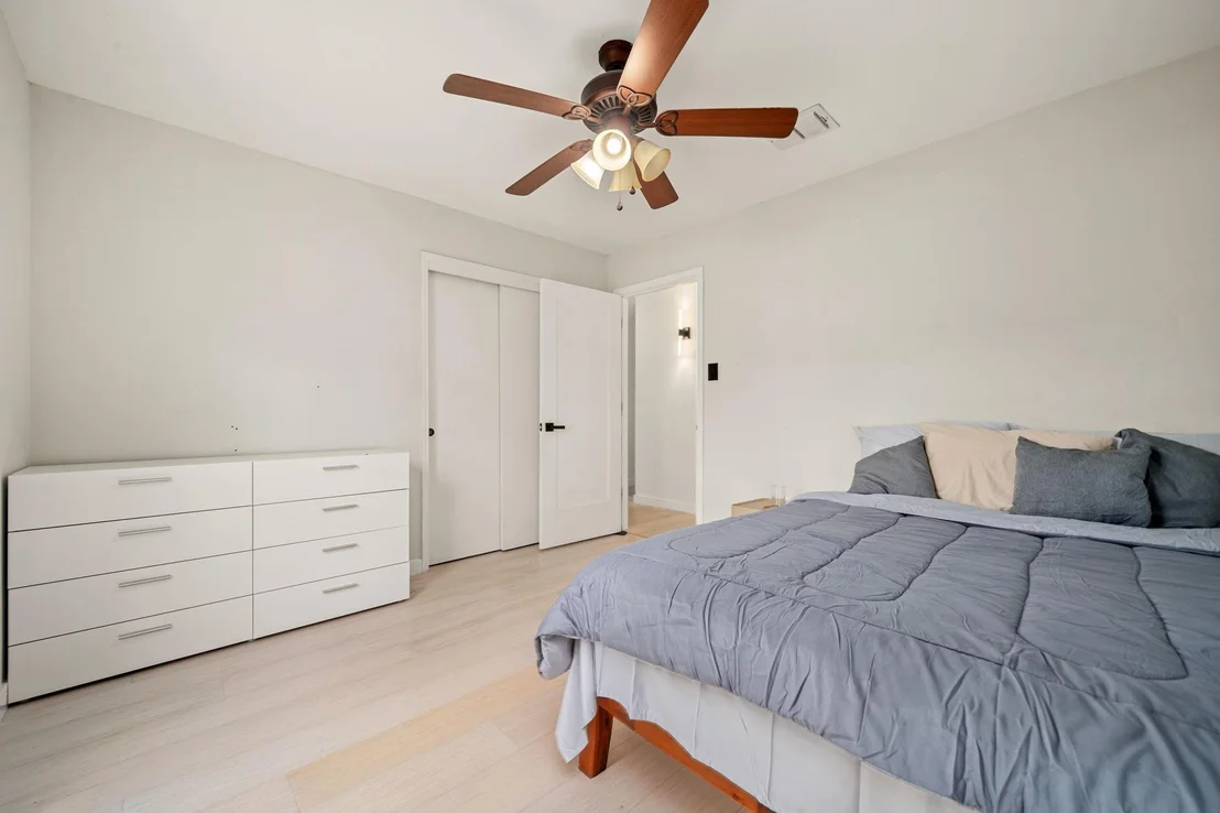Photo of 2211 Pomeran Drive
