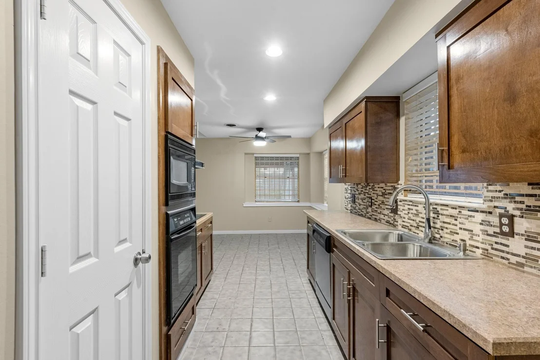 Photo of 7230 Redding Road