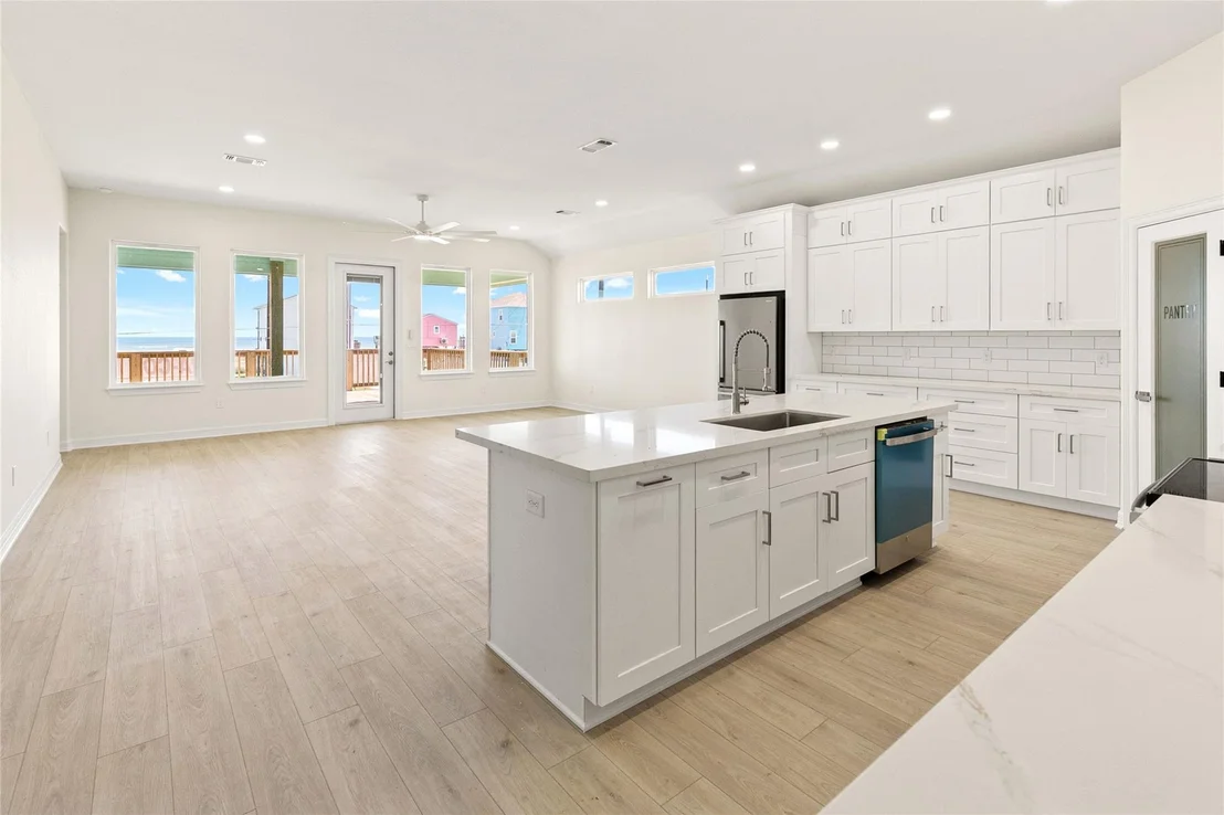 Photo of 4415 Bluewater Highway