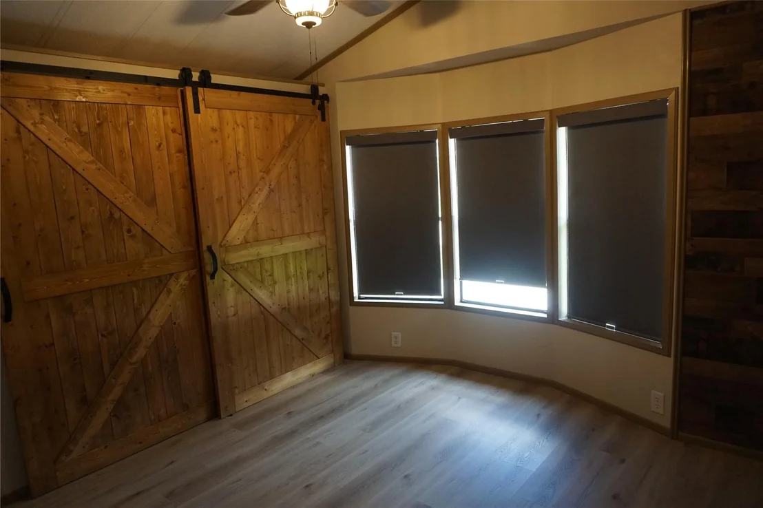 Photo of 8989 Gladewood