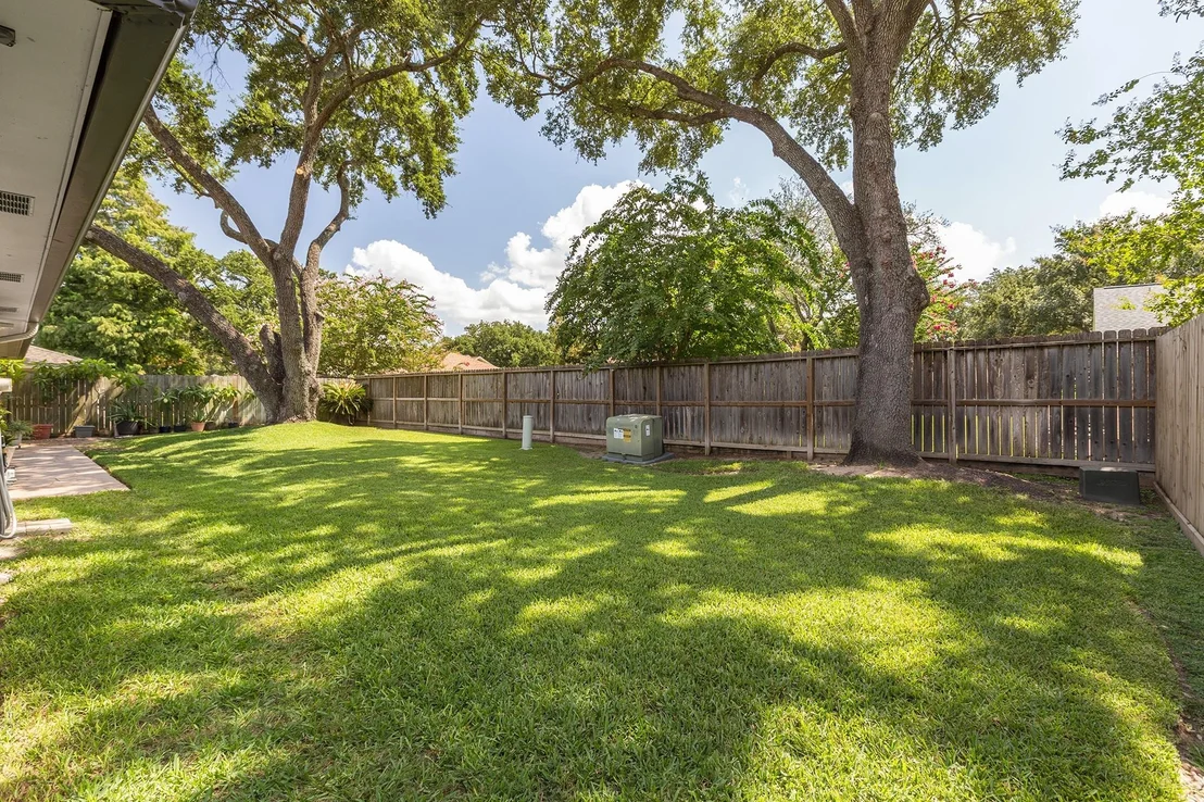 Photo of 906 Eva Drive
