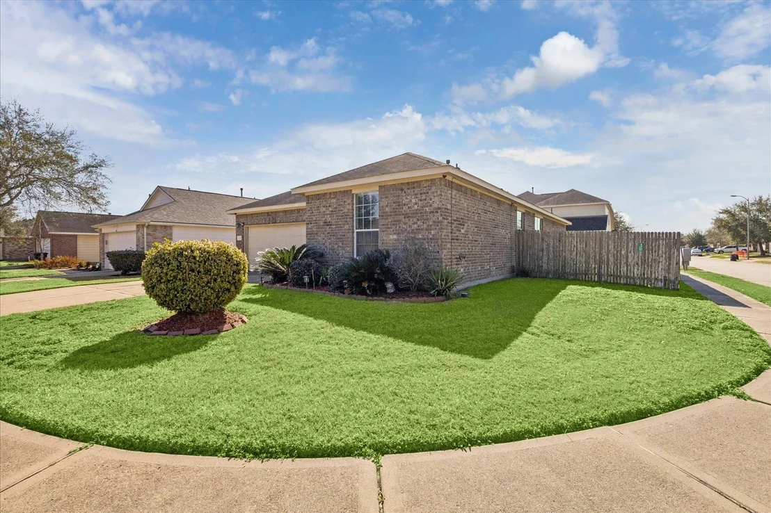 Photo of 206 Volute Drive