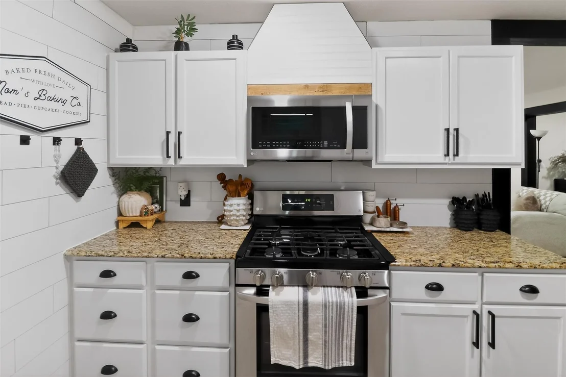 Photo of 8935 Glen Shadow Drive