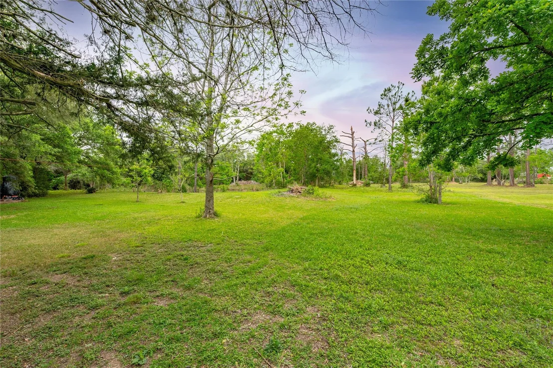 Photo of 725 Thompson Road
