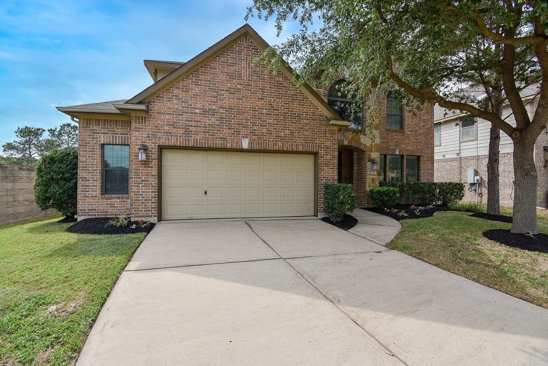 Photo of 6034 Gracys Landing Lane