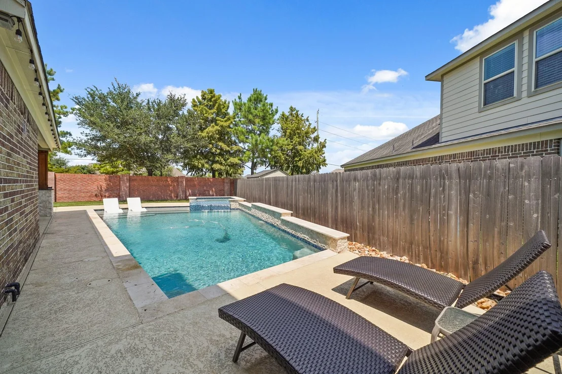 Photo of 14802 Russet Bend