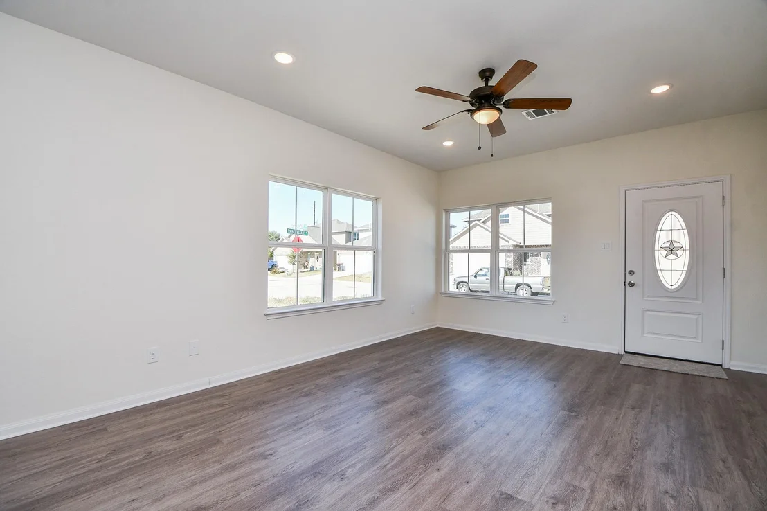 Photo of 2827 Pine Estate Lane