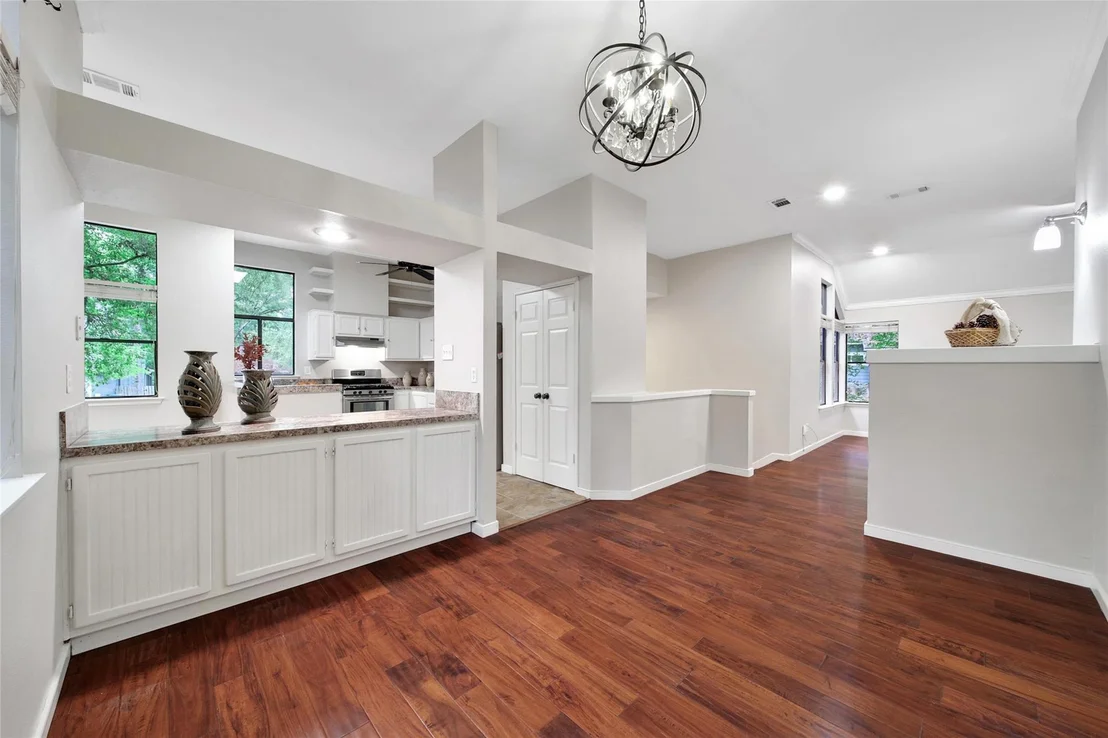 Photo of 34 W Trace Creek Drive