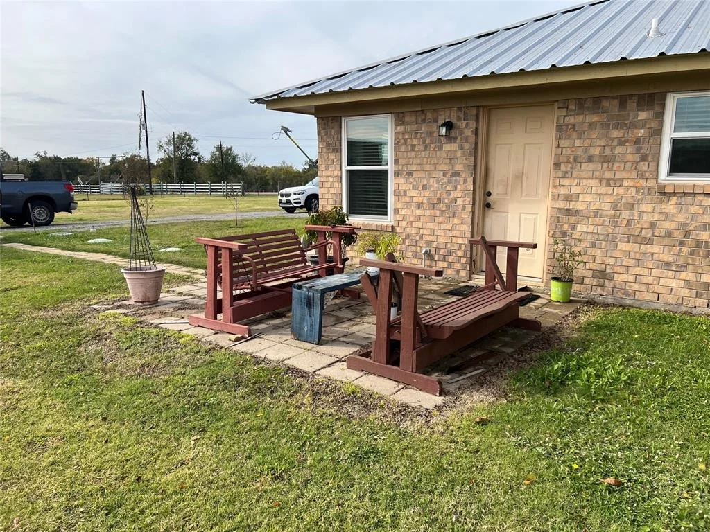 Photo of 10502 State Highway 21 E