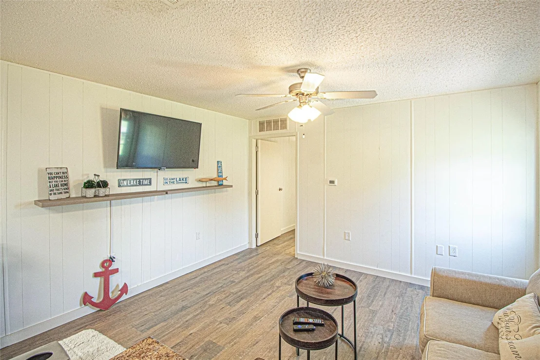 Photo of 277 Lucy