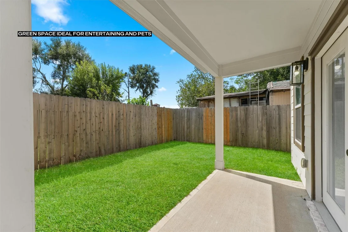 Photo of 5013 Golden Forest Drive