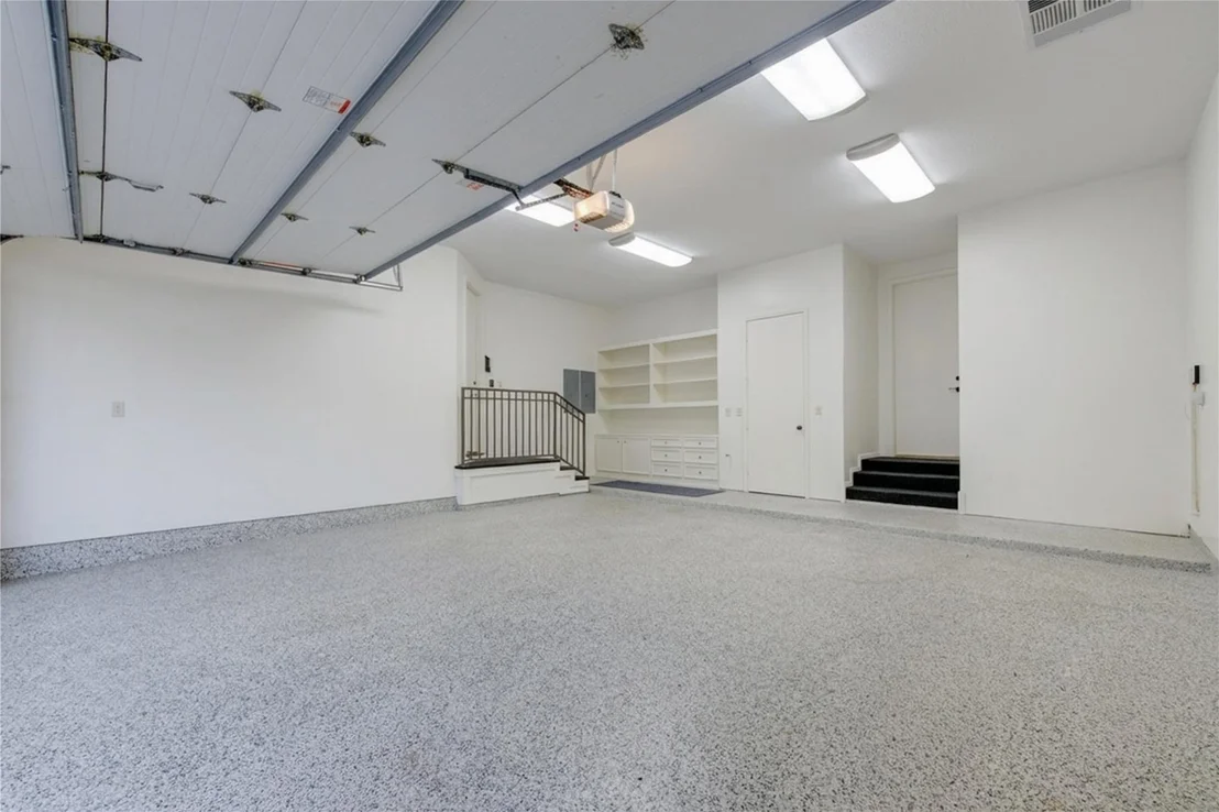 Photo of 4615 Laurel Street