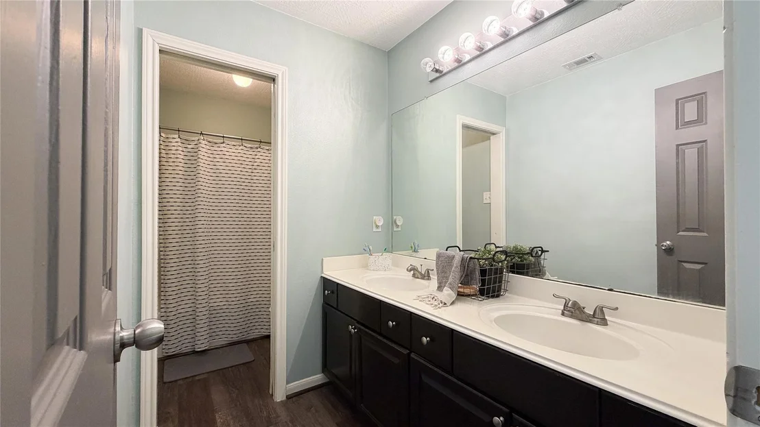 Photo of 6415 Pollard Drive