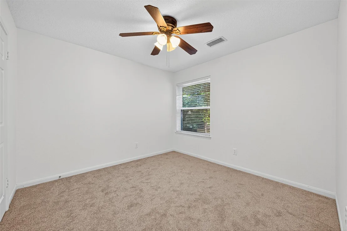 Photo of 151 W Coldbrook Circle