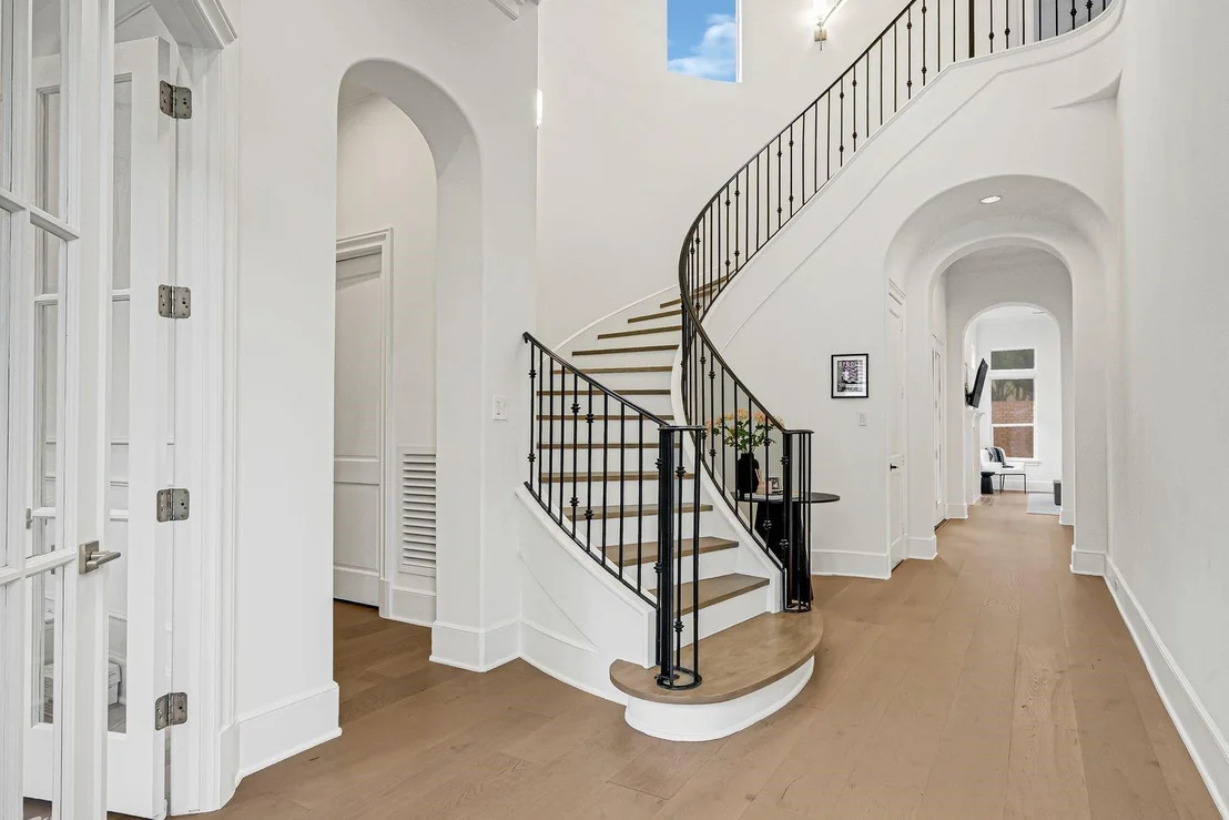 Photo of 2706 Tudor Manor