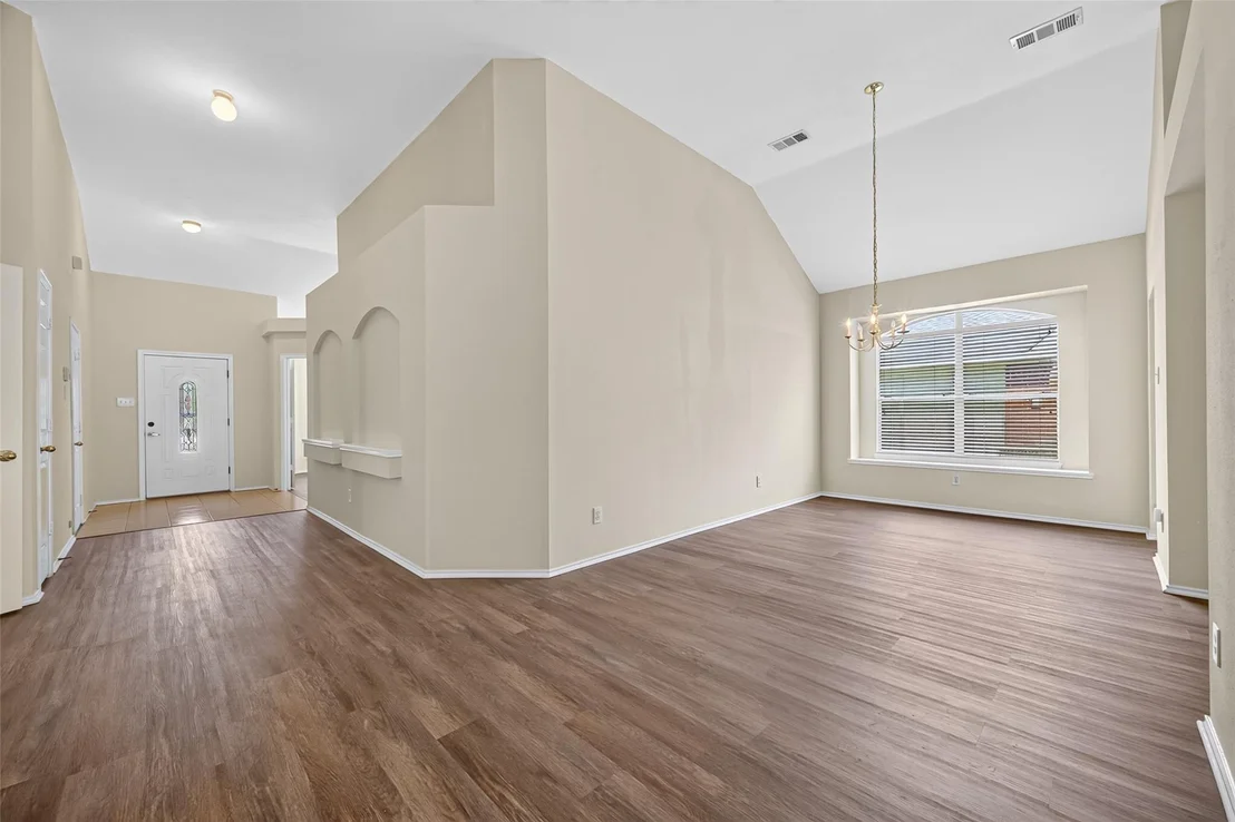 Photo of 2111 Laurel Arbor Drive
