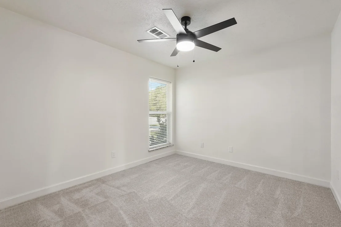 Photo of 2826 E Elm Circle