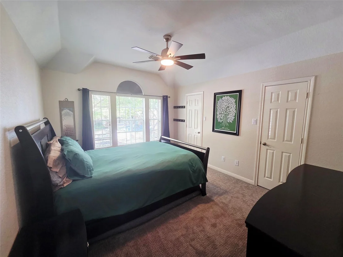 Photo of 6010 Foxland Court