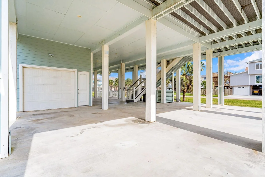 Photo of 4210 Sandpiper