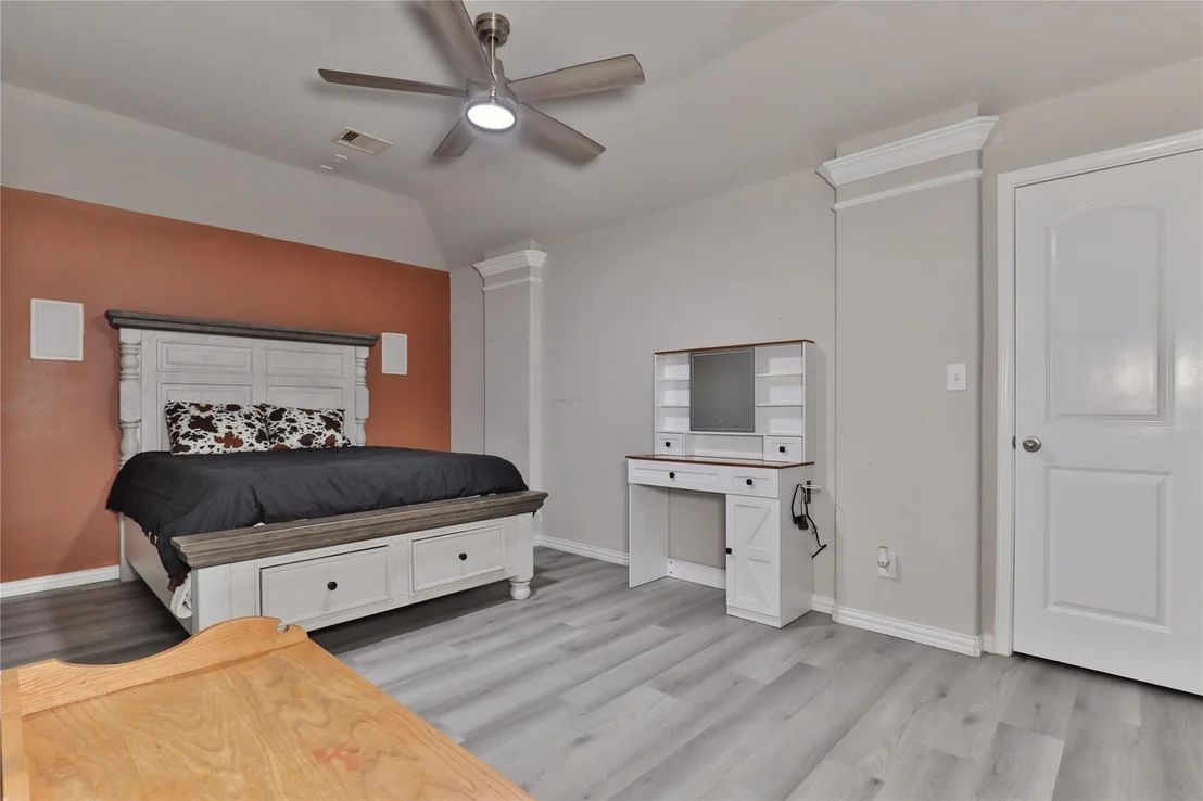 Photo of 107 Forest Bend Court