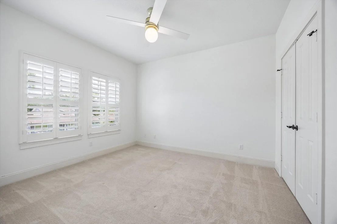 Photo of 1235 Thornton Road