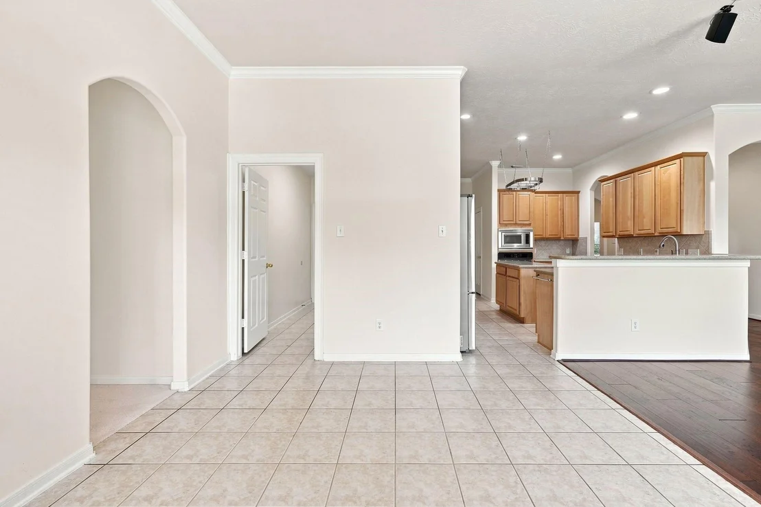 Photo of 6127 Merry Pine Court