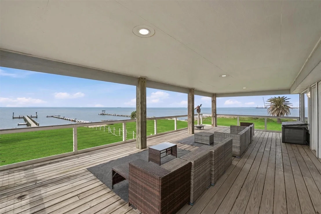 Photo of 7712 Channelview Drive