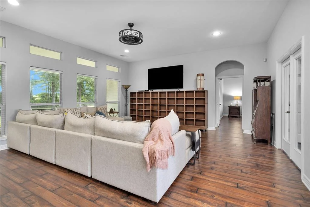 Photo of 10810 Farrell Road