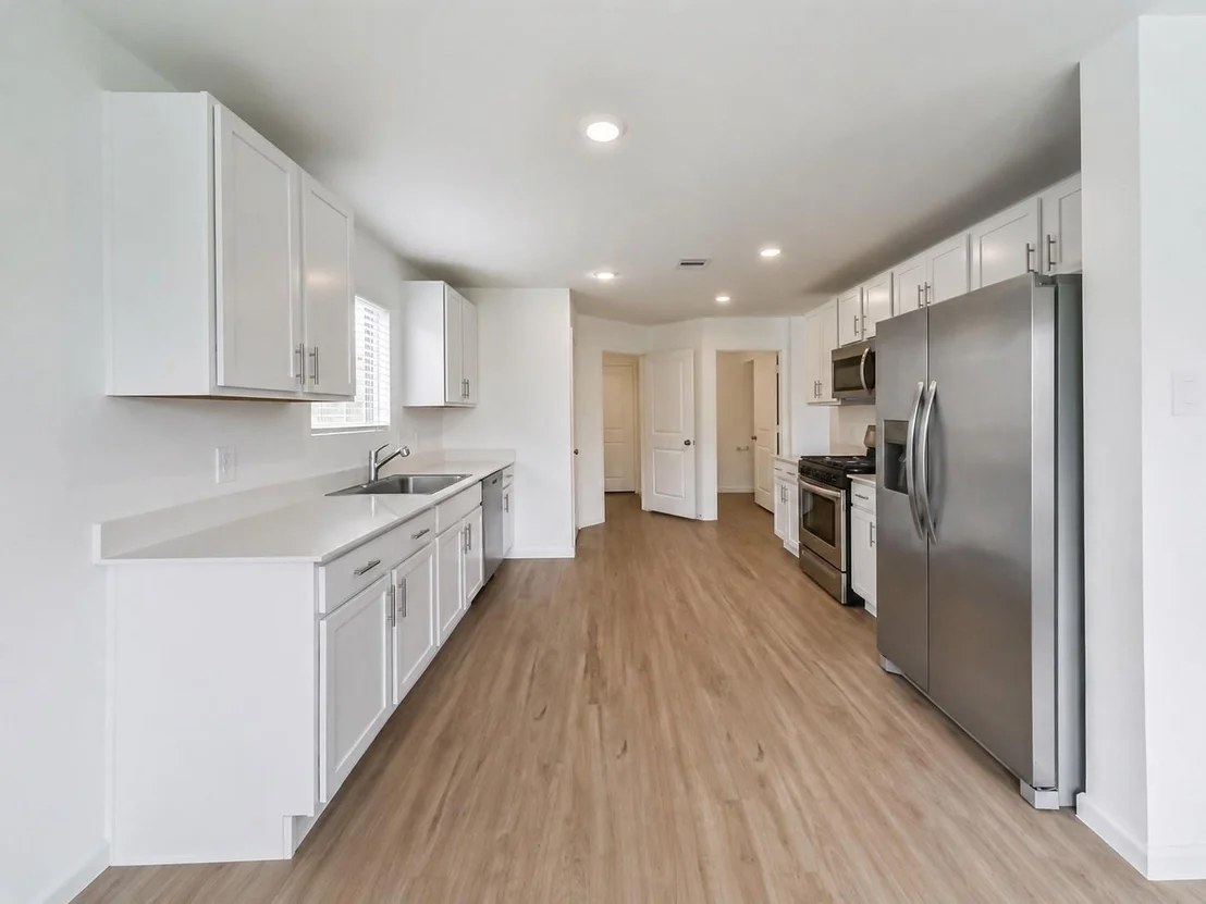 Photo of 1511 Las Cuevas Drive
