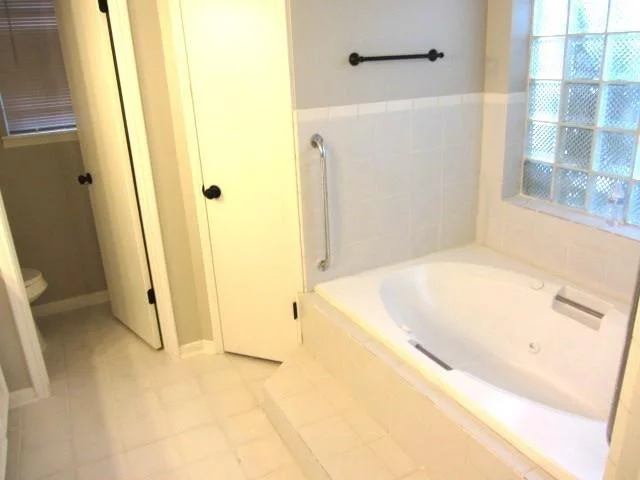 Photo of 331 Maybrook Drive