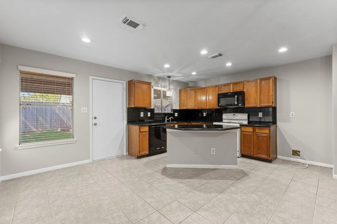 Photo of 19623 Westbridge Lane