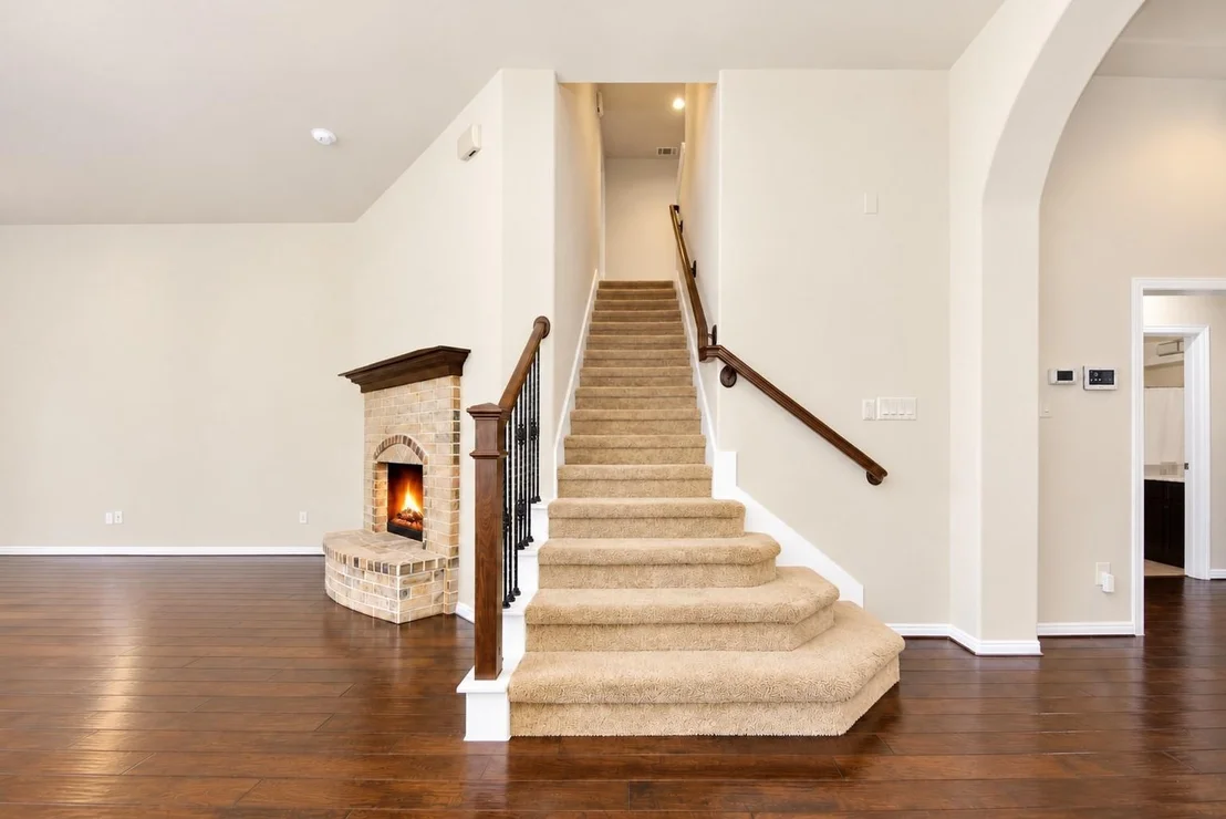 Photo of 8131 Black Percher Street