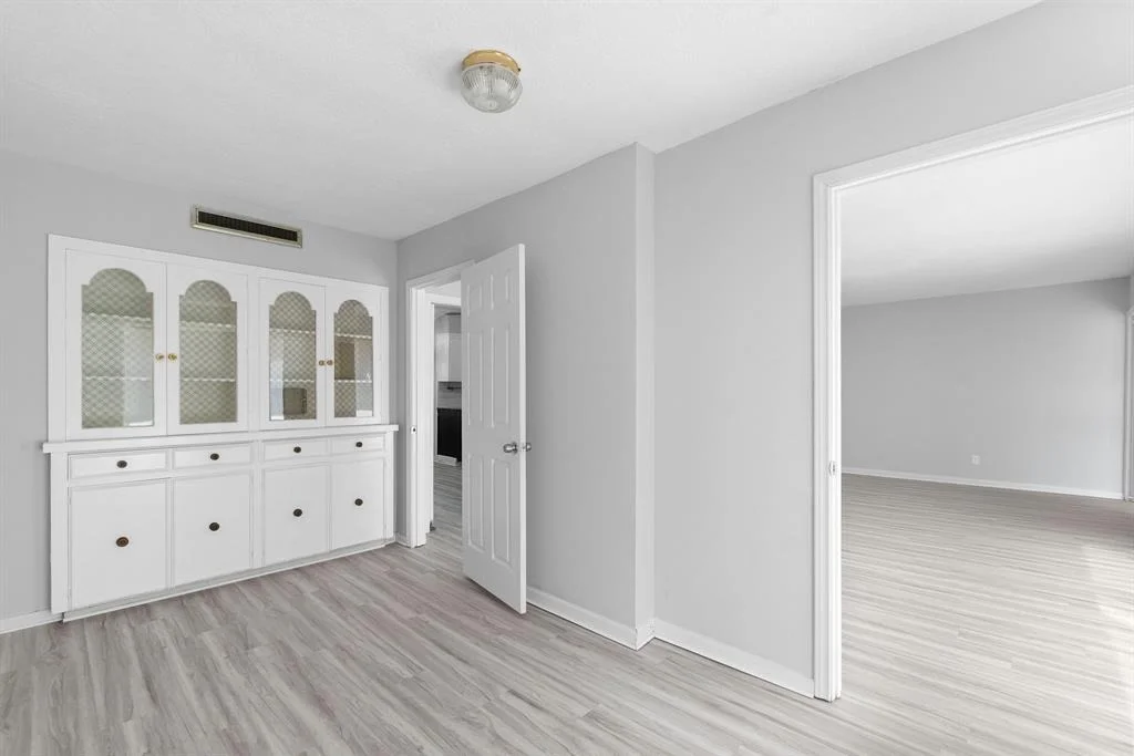 Photo of 1610 Shady Oaks Drive