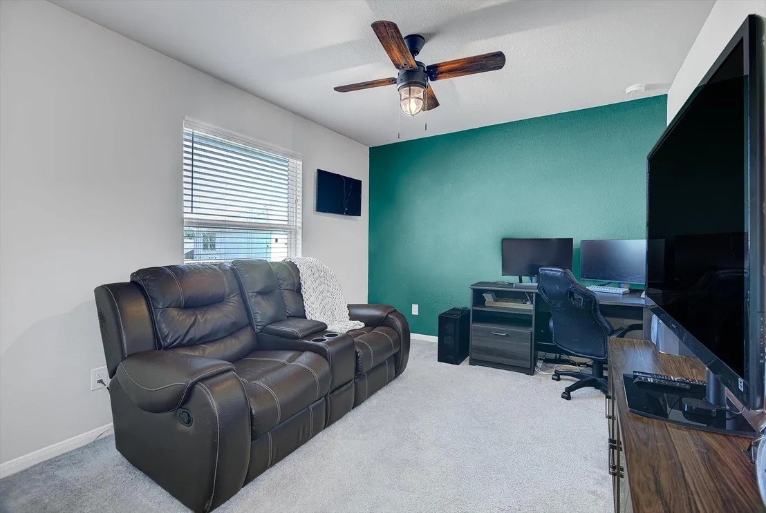 Photo of 6014 Prince Place Drive