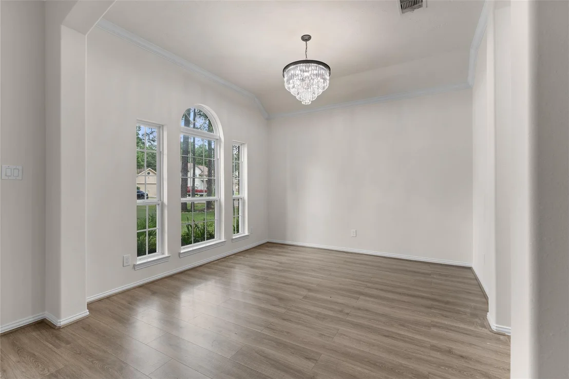 Photo of 6923 Dillon Drive