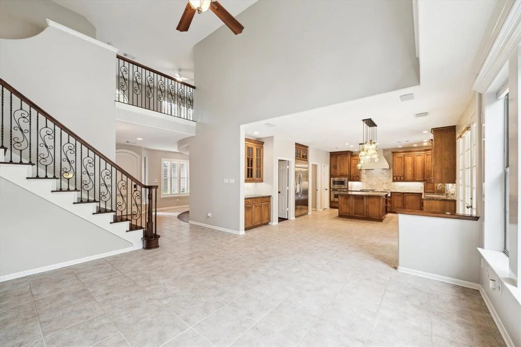 Photo of 74 E Beckonvale Circle