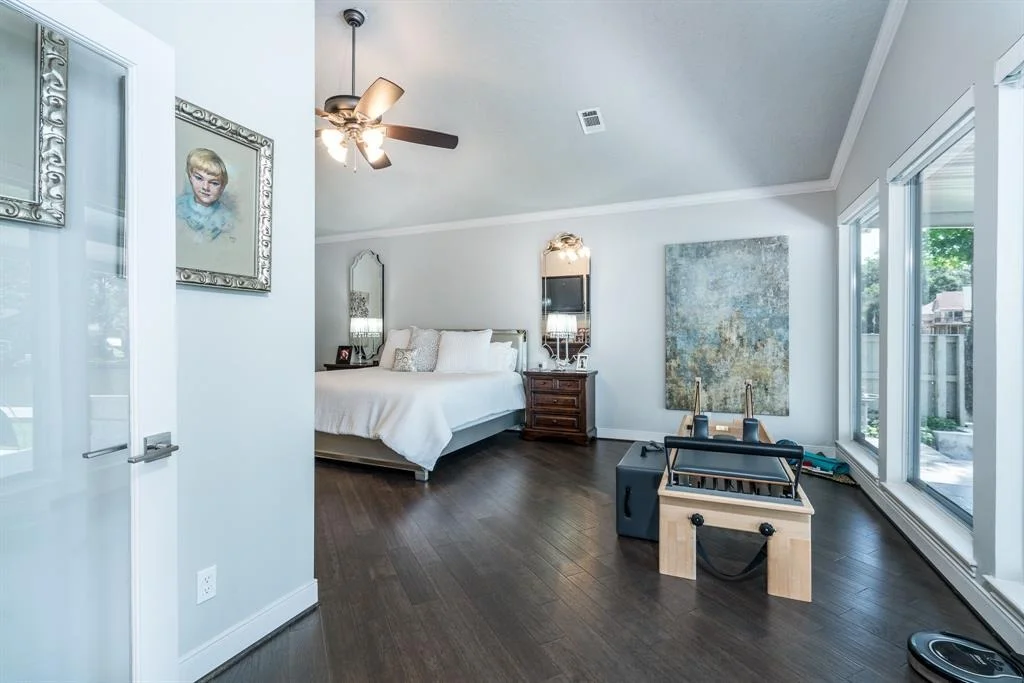 Photo of 3303 Torrey Pines Drive
