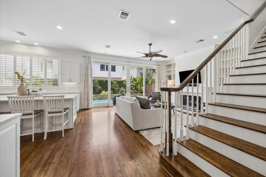 Photo of 4111 Sunset Boulevard