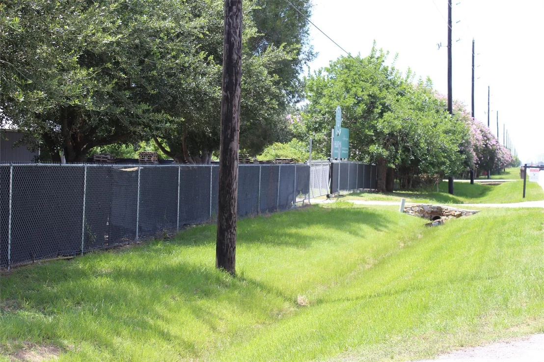 Photo of 5818 Pitts Road