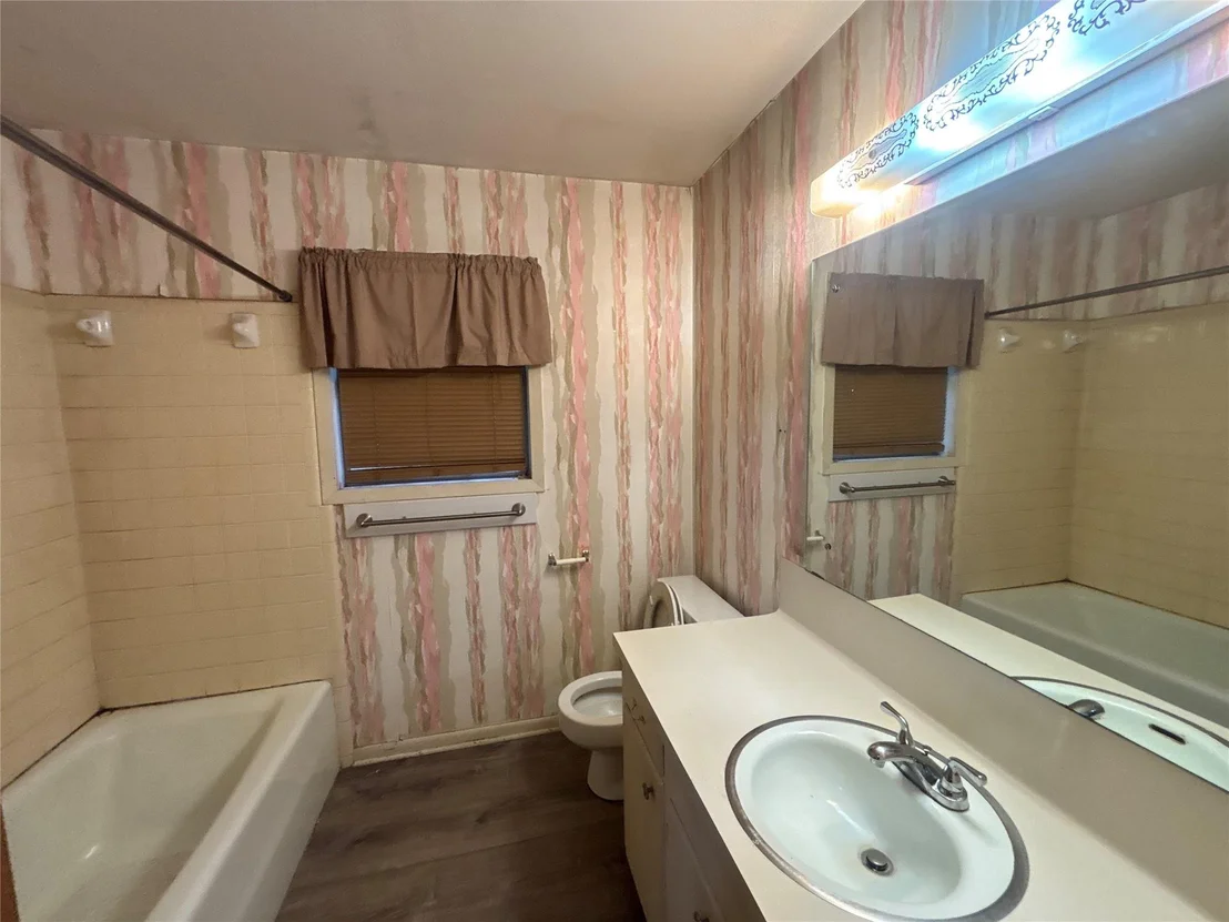 Photo of 1506 Meadow Lane