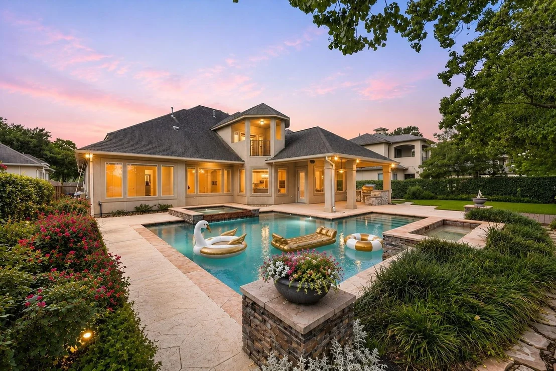 Photo of 6006 Valhalla Drive